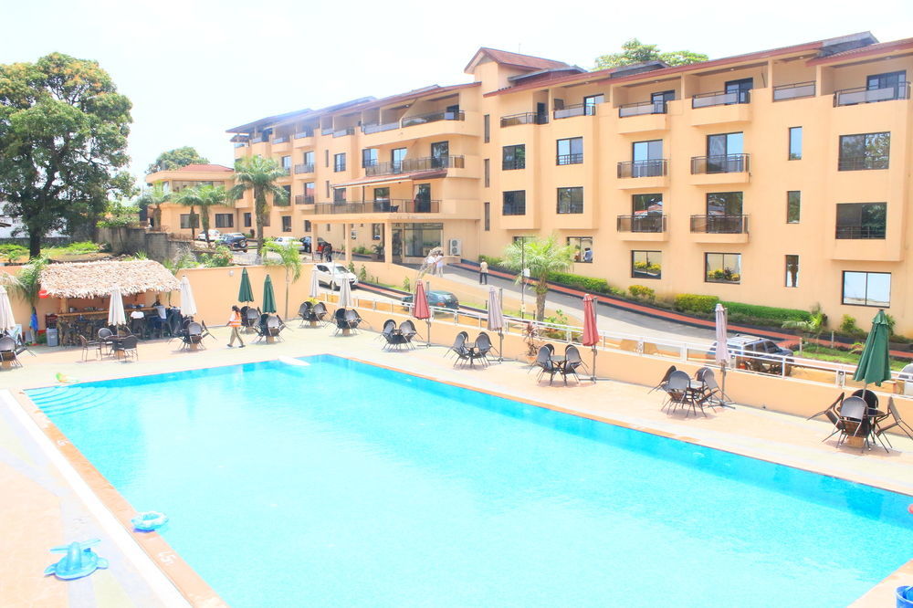 Palm Spring Resort Monrovia Exteriér fotografie