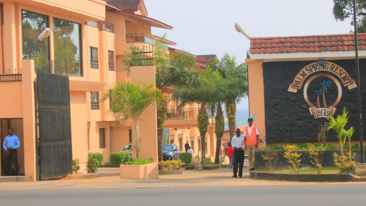 Palm Spring Resort Monrovia Exteriér fotografie